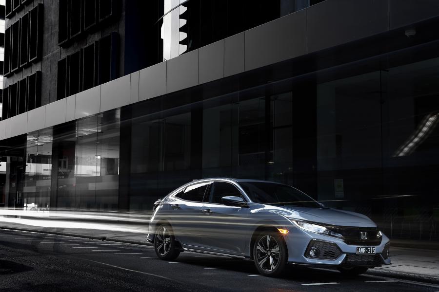  Honda Civic RS Hatchback 2017 года  (AU) (фото 37 из 47)